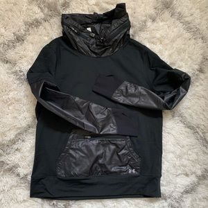 UA pullover